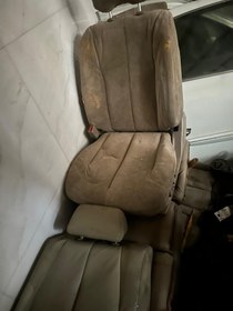 تصویر صندلی جلوی ماکسیما فابریک 