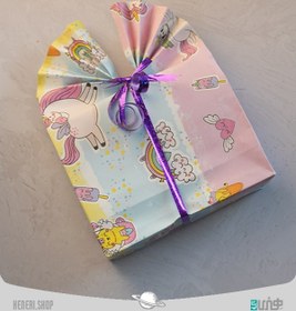 تصویر کاغذ کادو طرح یونیکورن Unicorn gift paper 