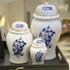 تصویر جینجرجار لب طلا طرح گل آبی 