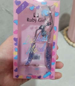 تصویر فرمژه برس‌دار 