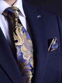 تصویر ست کراوات و دستمال جیب مردانه | سرمه ای طلایی | طرح بته جقه T16 