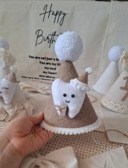 تصویر کلاه دندونی کرم نسکافه ای پسرونه 