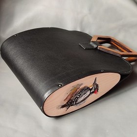 تصویر کیف دسته چوبی طرح هدهد 