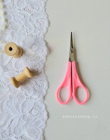 تصویر قیچی اقتصادی مخصوص کارهای هنری صورتی 