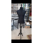 تصویر مانکن نیم تنه مردانه کت شلواری 