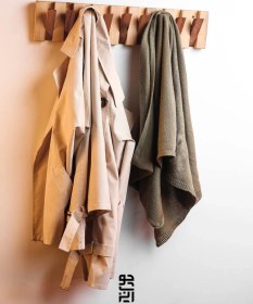 تصویر جالباسی پیانویی 