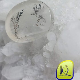 تصویر نگین کوارتز شجر 