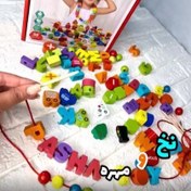 تصویر بازی آموزشی نخ و مهره چوبی اعداد و حروف انگلیسی 