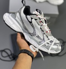 تصویر کتونی بالنسیاگا 3 ایکس لارج سفید طوسی نقره ای Balenciaga 3xl White Gray Silver 