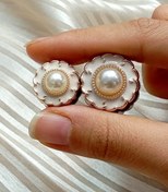 تصویر مگنت روسری مروارید سفید 