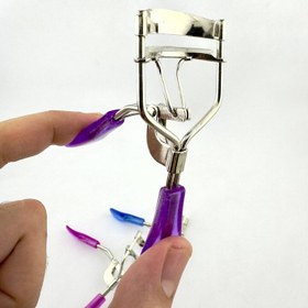 تصویر فرمژه فیشر وی آی پی سری تیتانیوم ( Fishar eyelash curler ) 