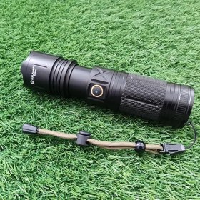 تصویر P90 RL-W409 LED Flashlight P90 RL-W409 LED Flashlight