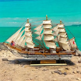 تصویر ماکت چوبی کشتی ایتالیا 