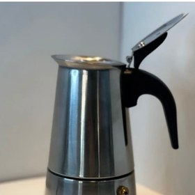 تصویر موکاپات استیل ۴ نفره 