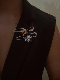 تصویر سنجاق سینه گوچی 