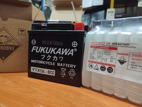 تصویر باتری موتور سیکلت ۵ آمپر متوسط فابریک کلیک ژاپن Short 5 amp motorcycle battery