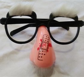 تصویر عینک طرح پیرمرد 