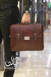 تصویر فروشگاه چرم چارلی