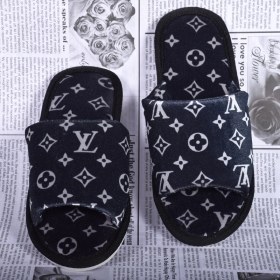 تصویر دمپایی حوله ای مدل ال وی گرم و نرم و راحت - مشکی ، زرد / ۴۱ _ ۴۲ Lv