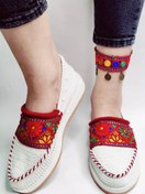 تصویر گیوه طرح گل افشان 