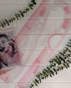 تصویر خط کش همه کاره ژله ای 