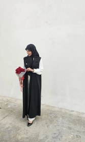 تصویر وست بلند مشکی 