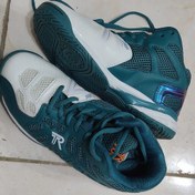 تصویر کفش والیبال تورف رنگ قرمز مشکی 