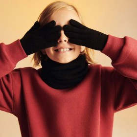 تصویر دستکش نخی از برند RESERVED 