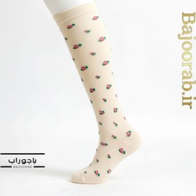 تصویر زیر زانو شکوفه ریز 