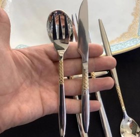 تصویر سرویس قاشق چنگال 24 نفره 120 پارچه یونیک زنبوری نیمه طلایی اصل آهنربانگیر Spoon and fork service for 24 people, 120 unique semi-gold bee fabric, original magnet