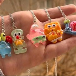تصویر گردنبند ست دوستی طرح باب اسفنجی و پاتریک و آقای خرچنگ 