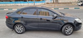 تصویر جک J4 مدل 1403 ا اتوماتیک اتوماتیک