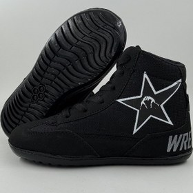 تصویر کفش کشتی استار 