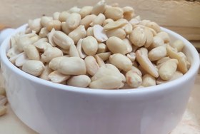 تصویر مغز بادام زمینی 