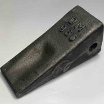 تصویر ناخن باکت لودر کاترپیلار ۹۵۰ برند DM 