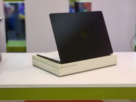 تصویر لپ تاپ اپن باکس 15.6 اینچی Microsoft Surface Laptop 3 