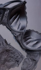 تصویر شورت و سوتین 