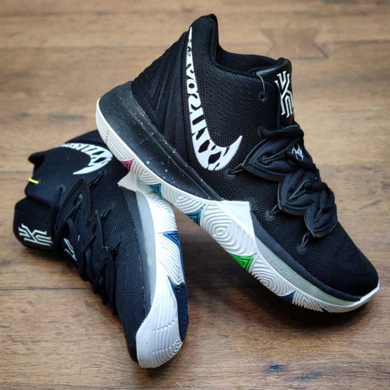 Nike kyrie 5 donna on sale scontate