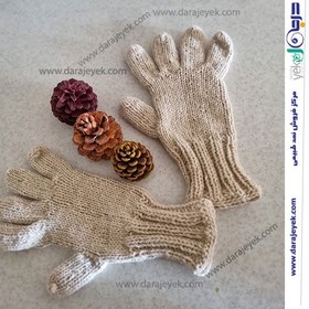 تصویر دستکش پشمی سفیدرنگ 