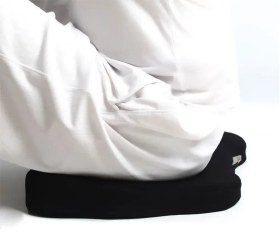 تصویر بالش زیر نشیمنی طبی 