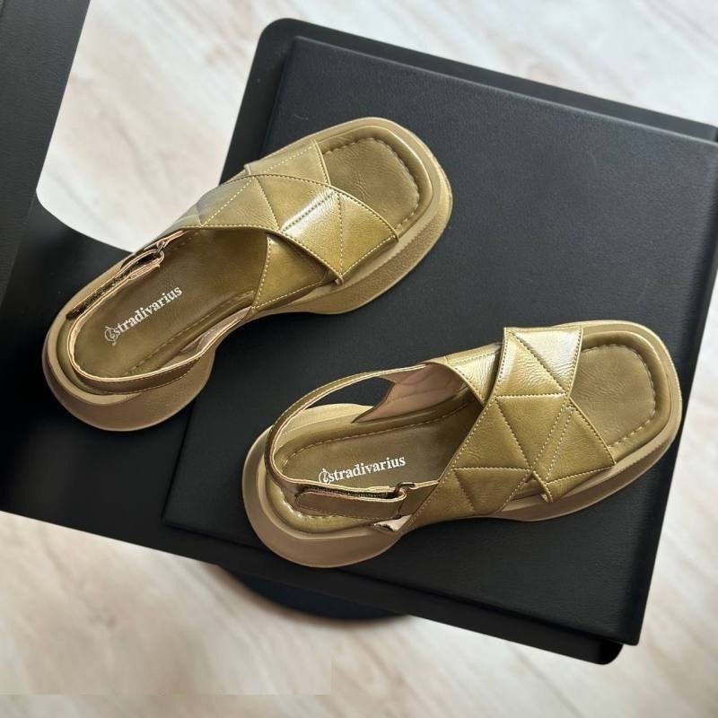 Stradivarius Sandal SKh76