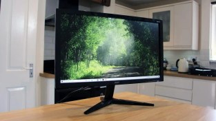 تصویر مانیتور گیمینگ ایسر مدل KG241Q با نرخ نوسازی ۱۶۵ هرتز 