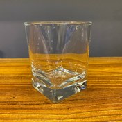 تصویر نیم لیوان پاشا باغچه کد ۴۱۲۸۰ 