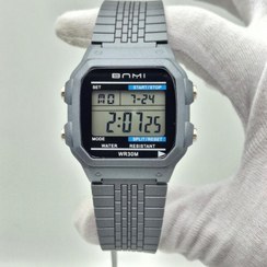 تصویر ساعت دیجیتال اسپرت بنمی قاب مربع با بند پلاستیک 