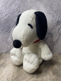 تصویر عروسک اسنوپی Snoopy