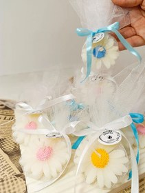 تصویر گیفت شمع گل بابونه 