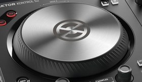 تصویر کنترلر دیجی Native Instruments مدل S2 MK3 