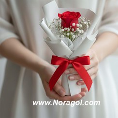 تصویر دسته گل تک شاخه رز قرمز 