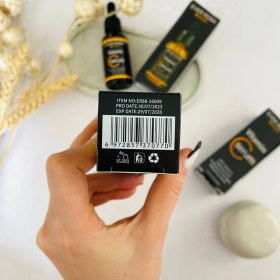 تصویر سرم ویتامین سی برند رزا 