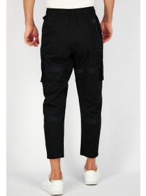 تصویر شلوار کمر گشاد مردانه با طراحی ساده و جیب‌دار، مشکی برند Adidas Men Loose Fit Solid Training Cargo Pants, Black